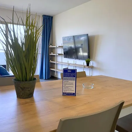 Rentalmar Blue & Pool Apartment *