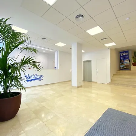 Apartment Rentalmar Blue & Pool *